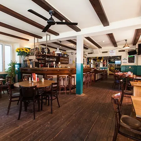 호스텔 해피 인 롯지 인터라켄