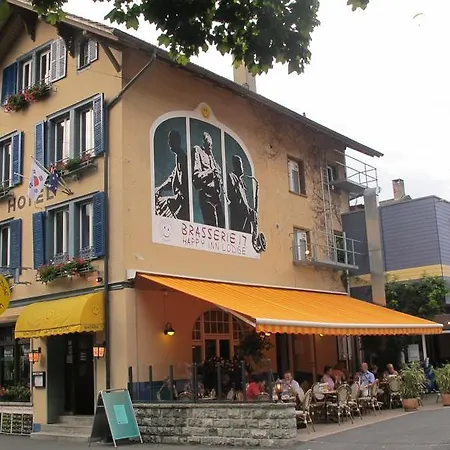 호스텔 해피 인 롯지 *