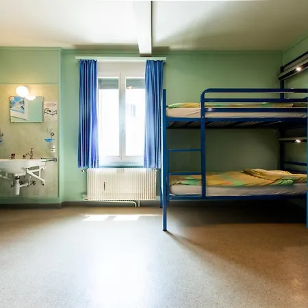 해피 인 롯지 호스텔